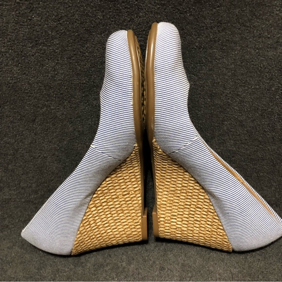 Aerosoles Heelrest Plum Tree Blue White Wedge Shoes Size 6.5 - Picture 6 of 9